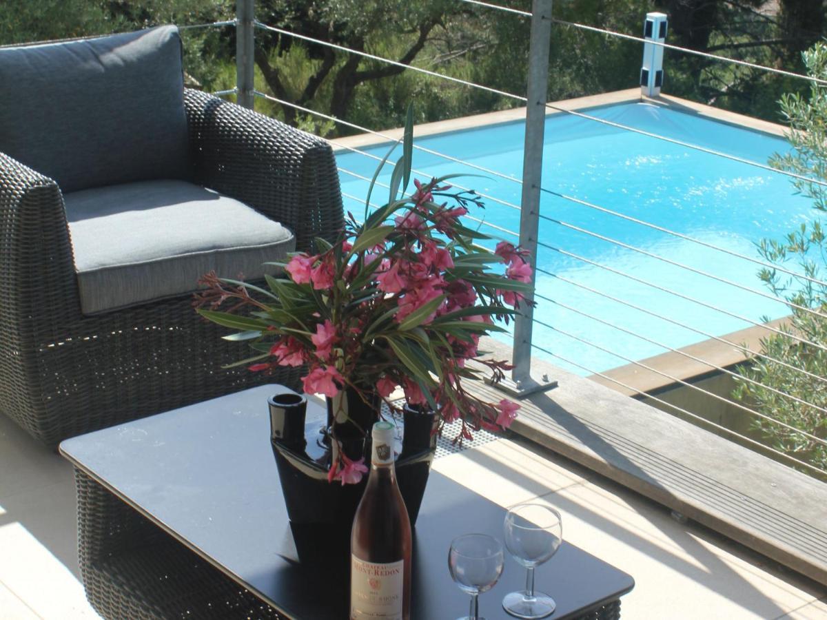 Upbeat Villa In Rochefort-Du-Gard With Private Pool Værelse billede